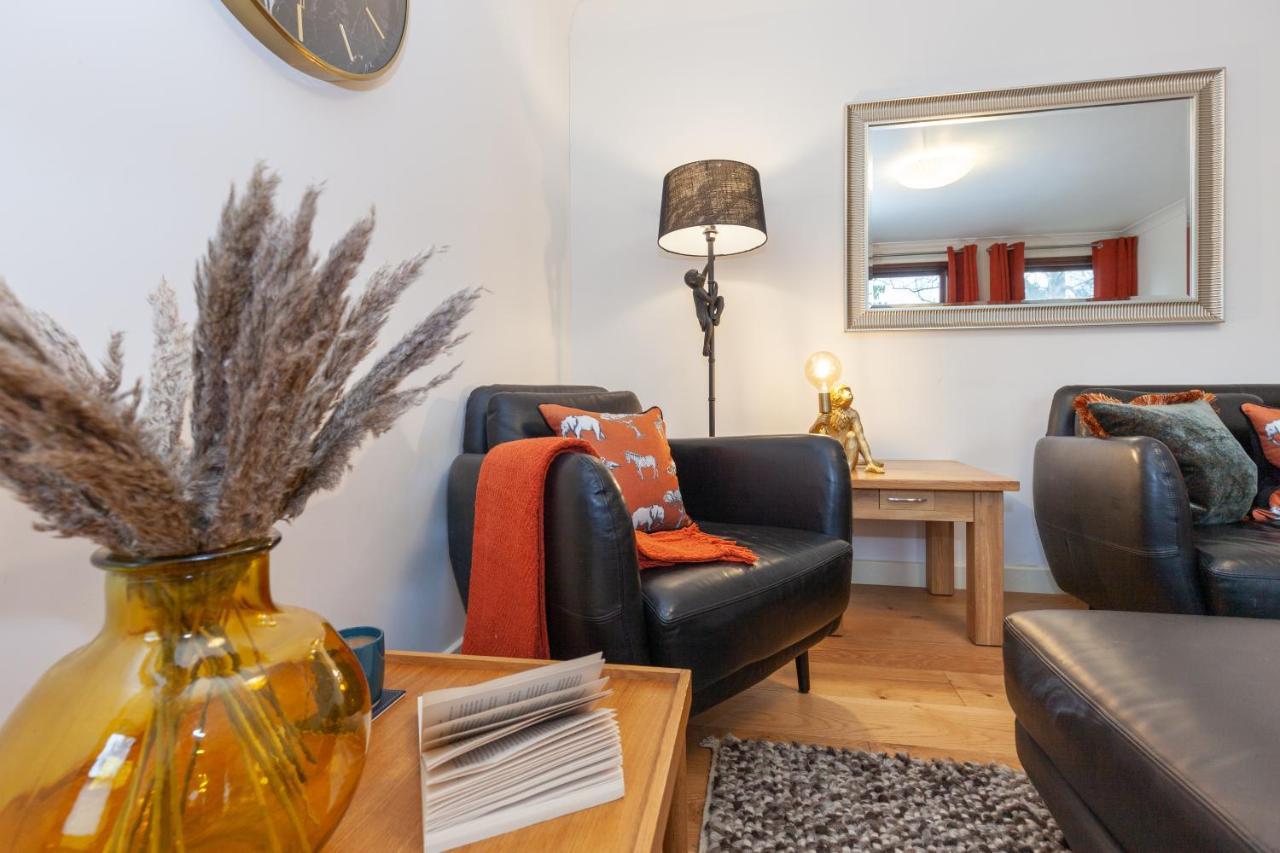 Vibrant & Bright City Centre Apartment! Оксфорд Екстериор снимка