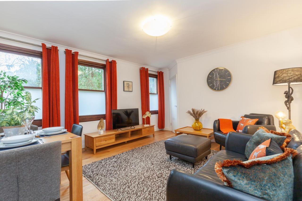 Vibrant & Bright City Centre Apartment! Оксфорд Екстериор снимка