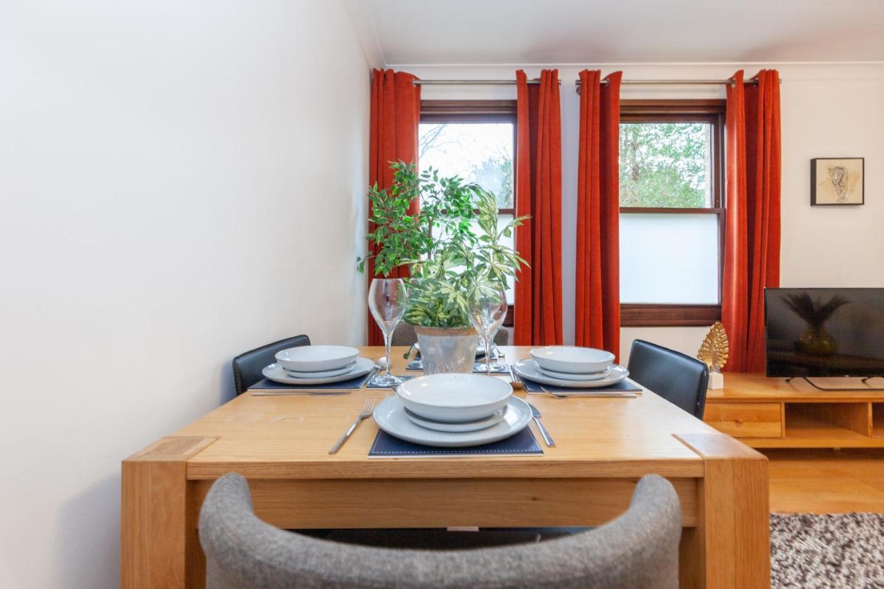 Vibrant & Bright City Centre Apartment! Оксфорд Екстериор снимка